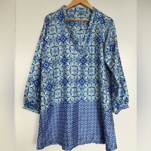 21” PTP Gorgeous Tunic, Blue and Green and White Patterned, Size Large.